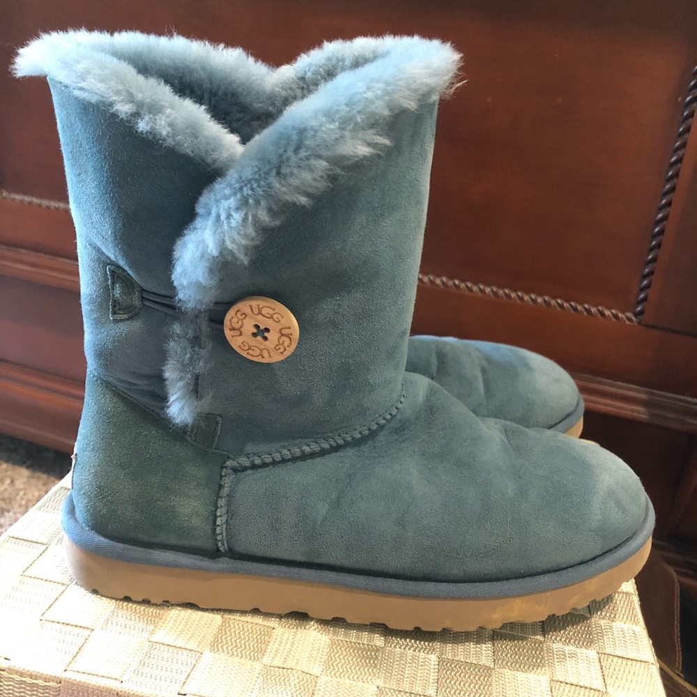 UGG® Bailey Button II Suede Boots